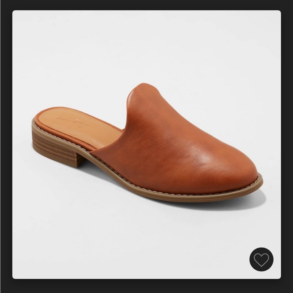 Target/ Universal Thread Maura Mule Flats 6 1/2 in Sable Brown